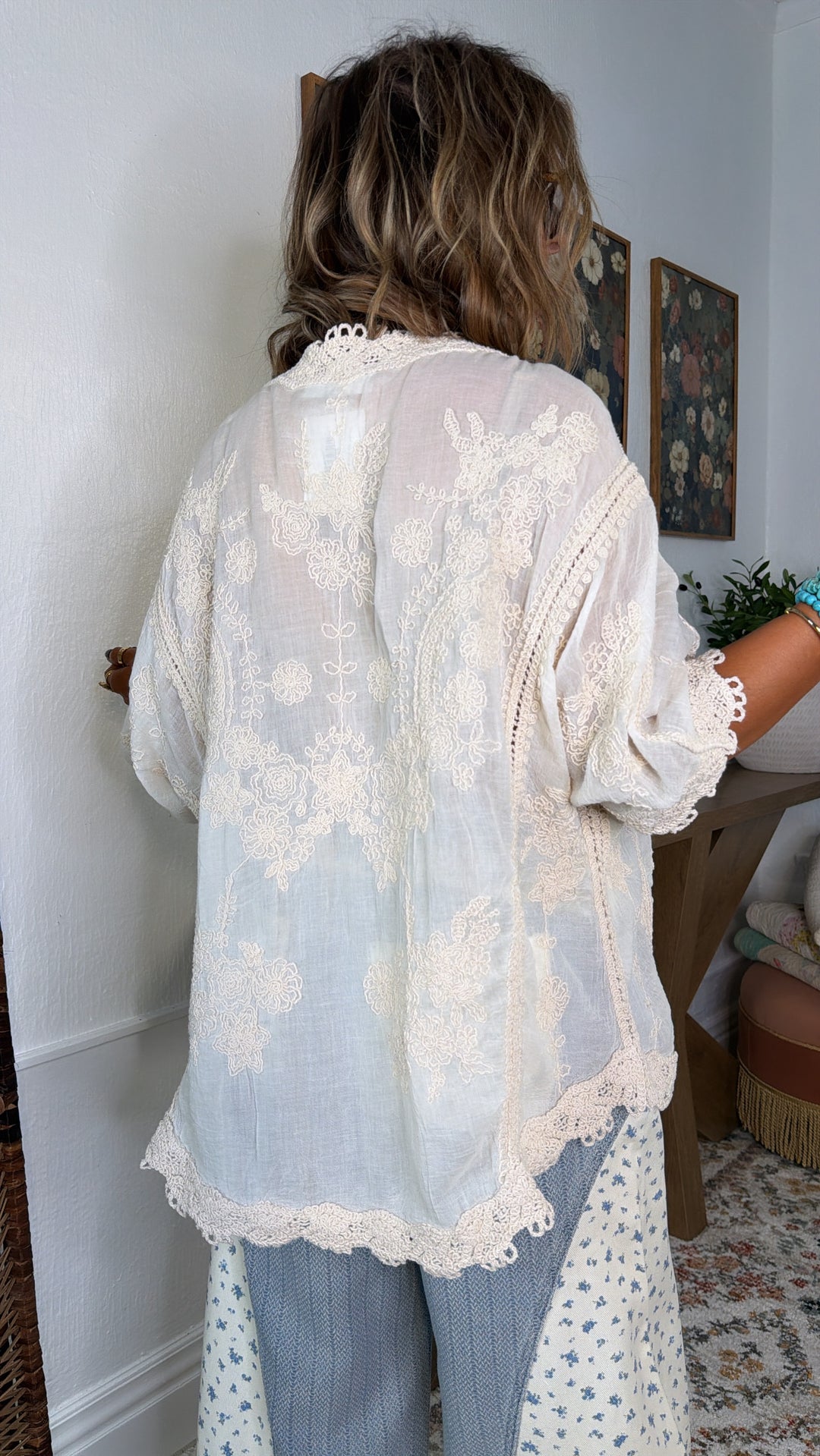 Almond Mist Sheer Overtop, Natural