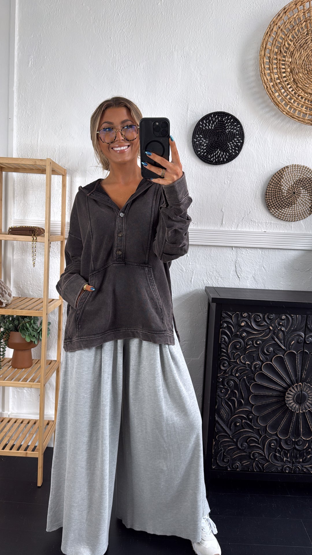 Campfire Nights Hoodie, Washed Black