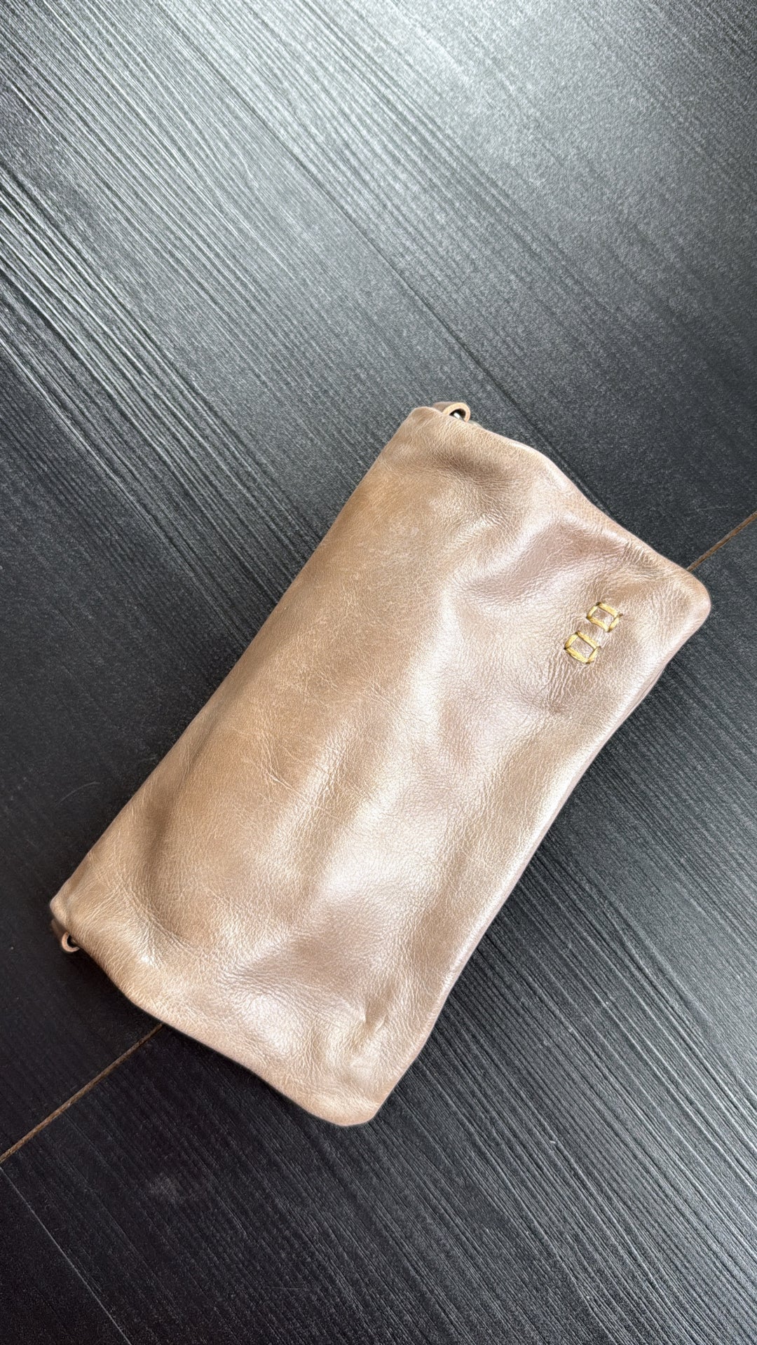 BedStu Cadence Crossbody, Taupe Rustic