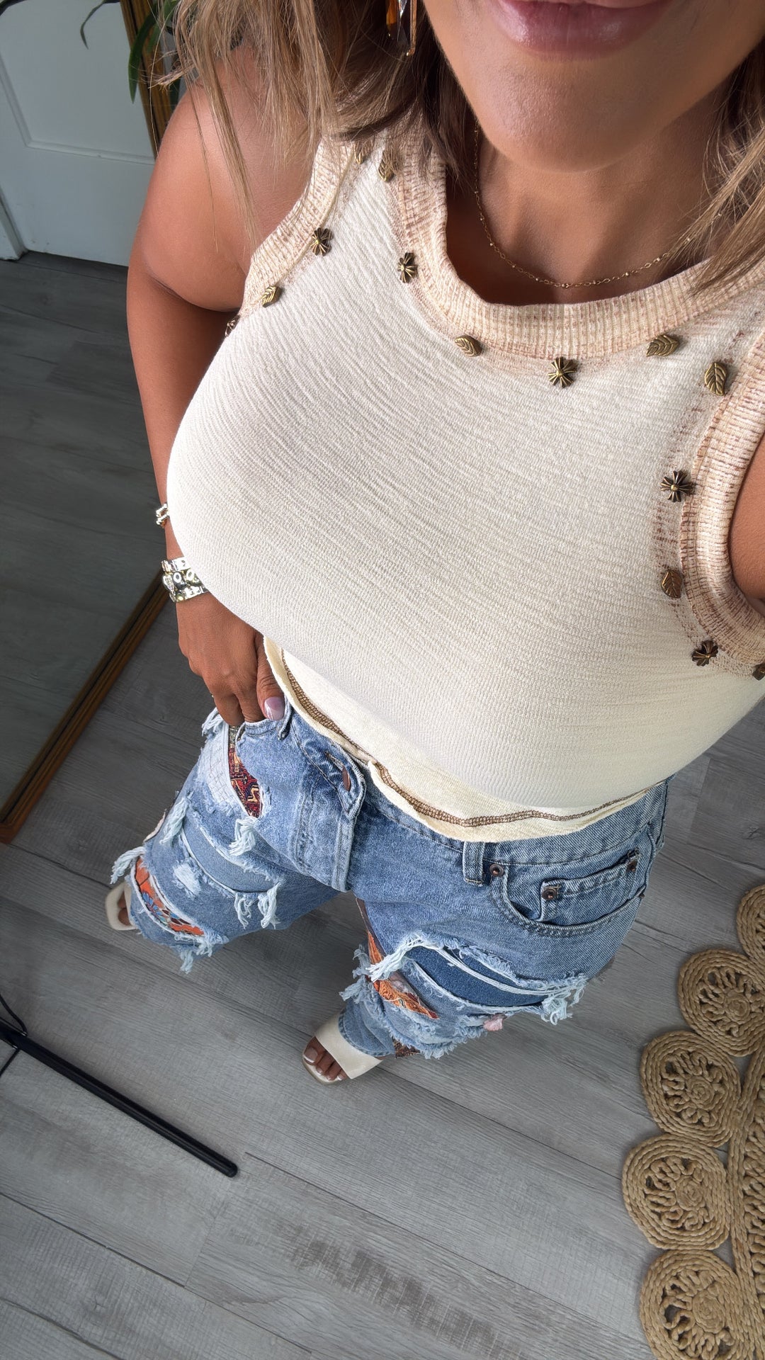 Simple Wear Basic Studded Detail Tank, Cream