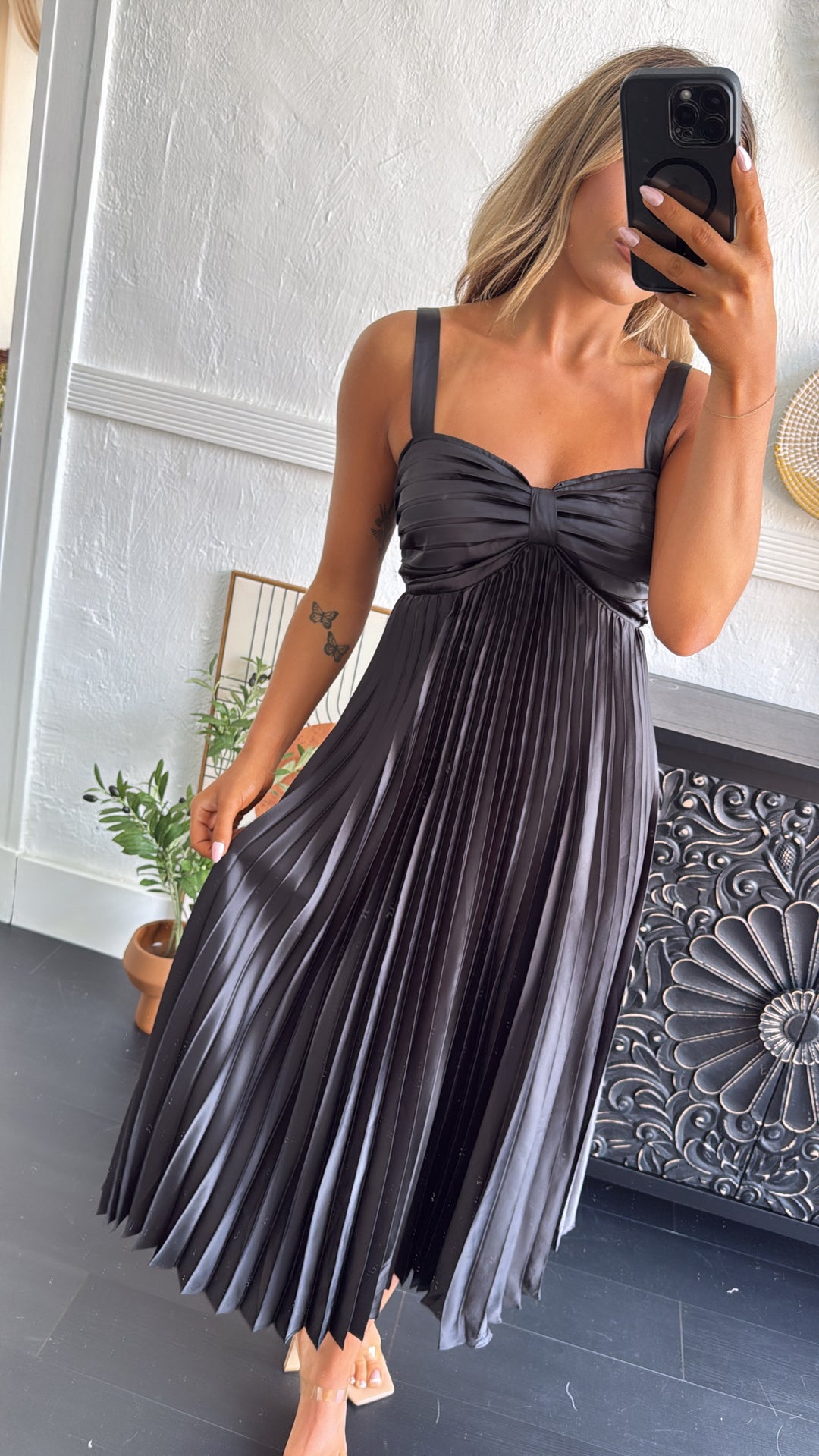 Be Seen Satin Pleated Midi Dress, Black