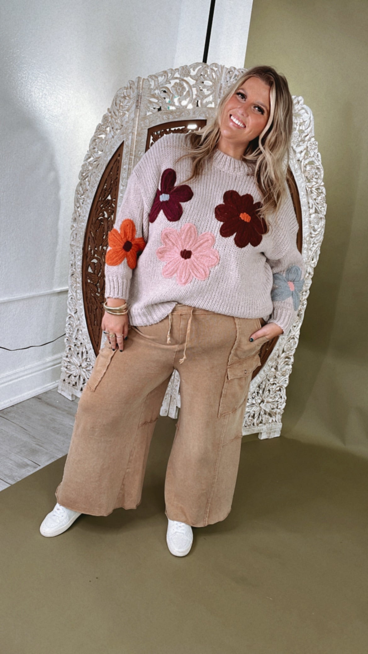 Floral Envy Knit Sweater, Tan – Everyday Chic Boutique