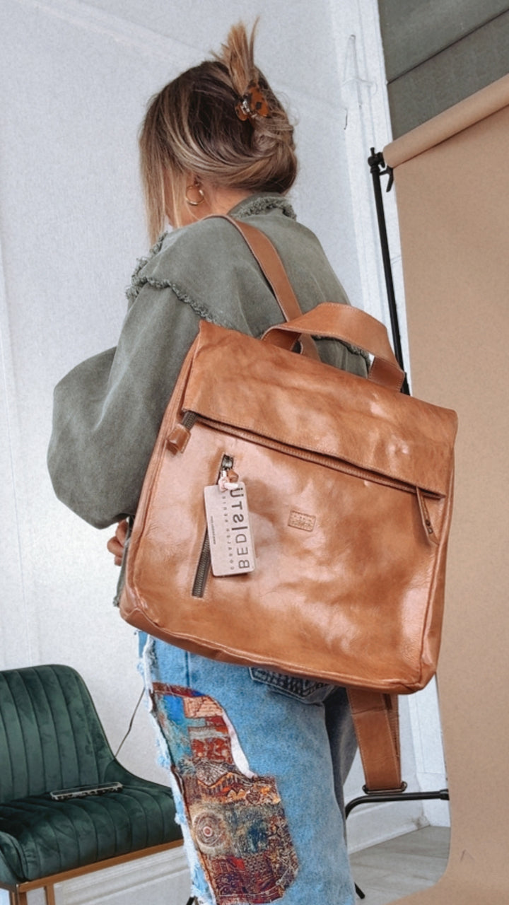 BedStu Howie , Tan Rustic