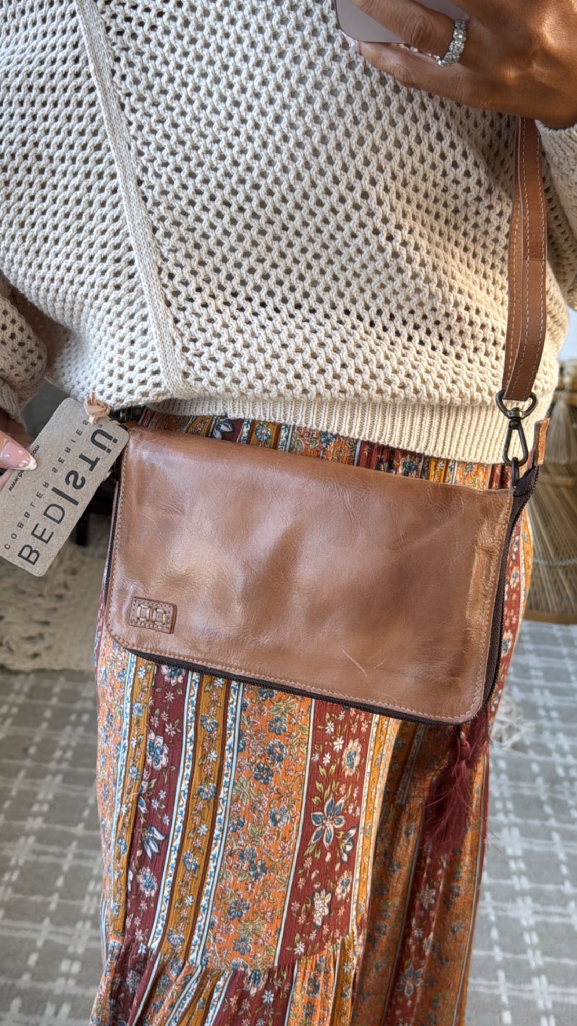 Bedstu Templeton II, Tan Rustic – Everyday Chic Boutique