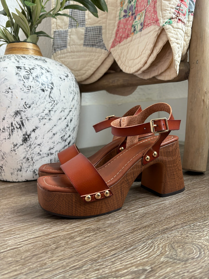 Portofino Wedge Sandal, Cognac