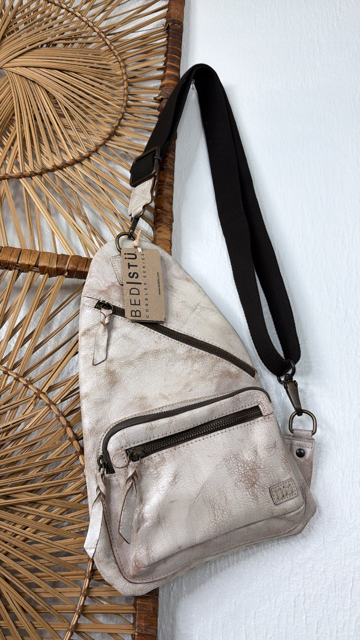 BedStu Andie, Nectar Lux