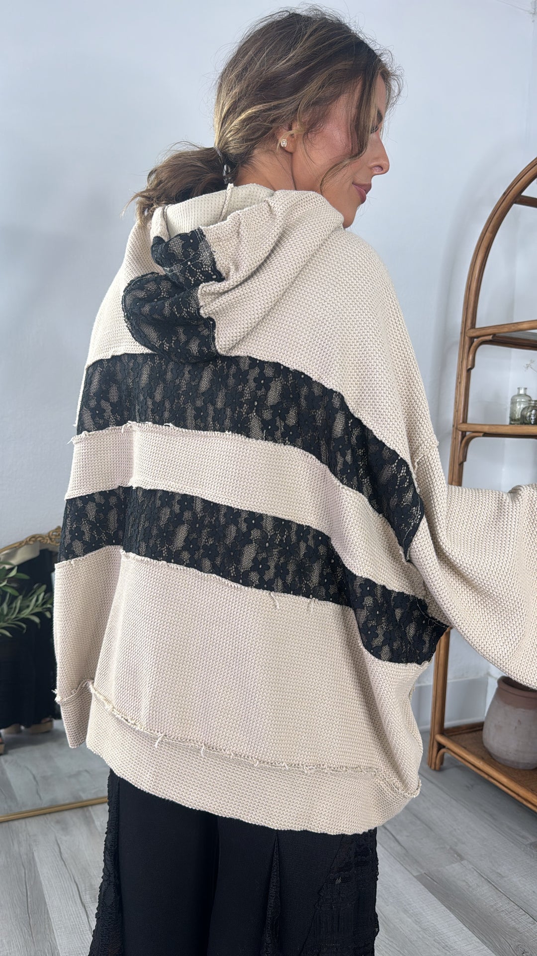 Coalstone Pullover Top, Taupe- Black