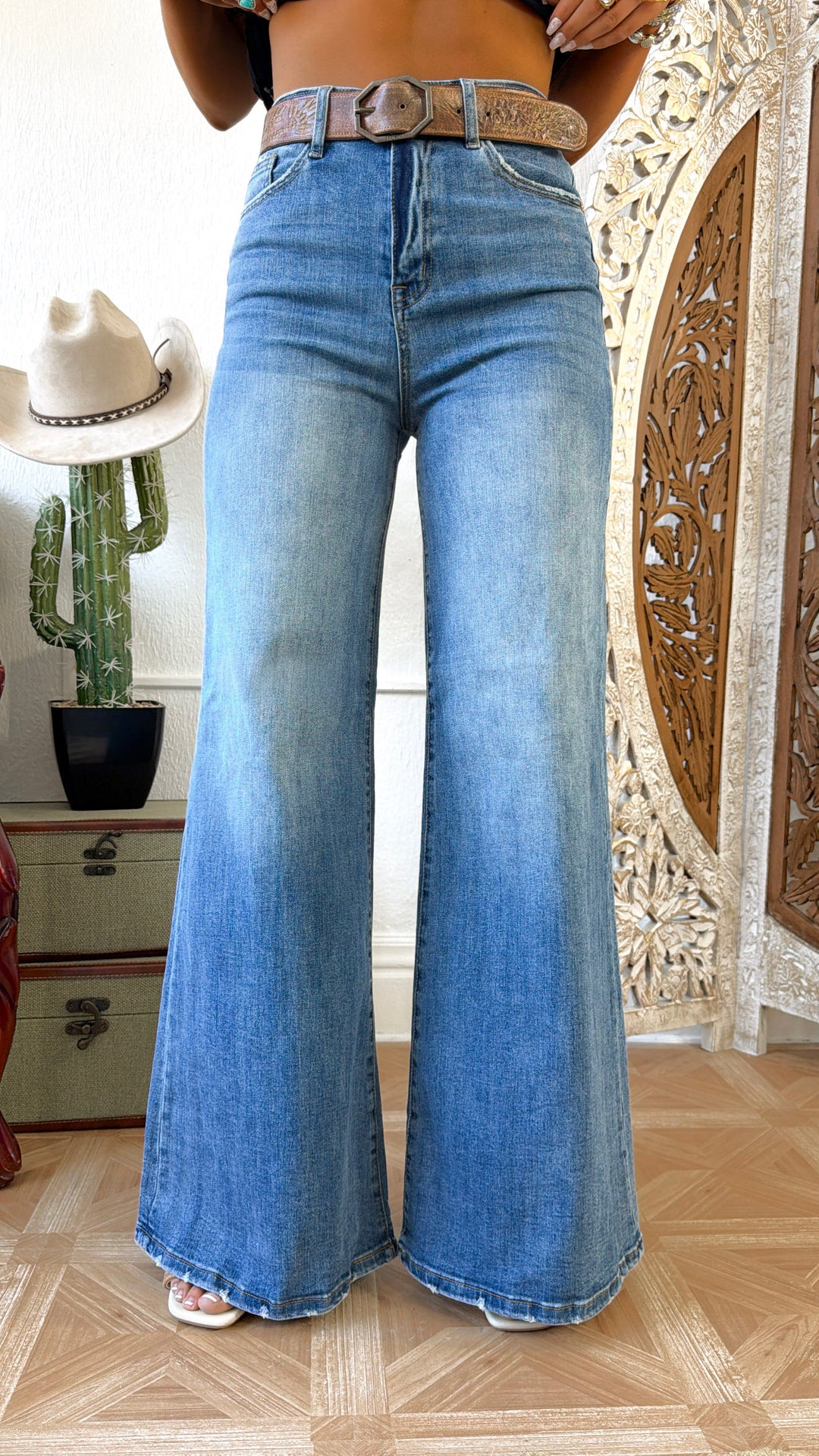 Sammy Wide Straight Leg Jeans, Medium