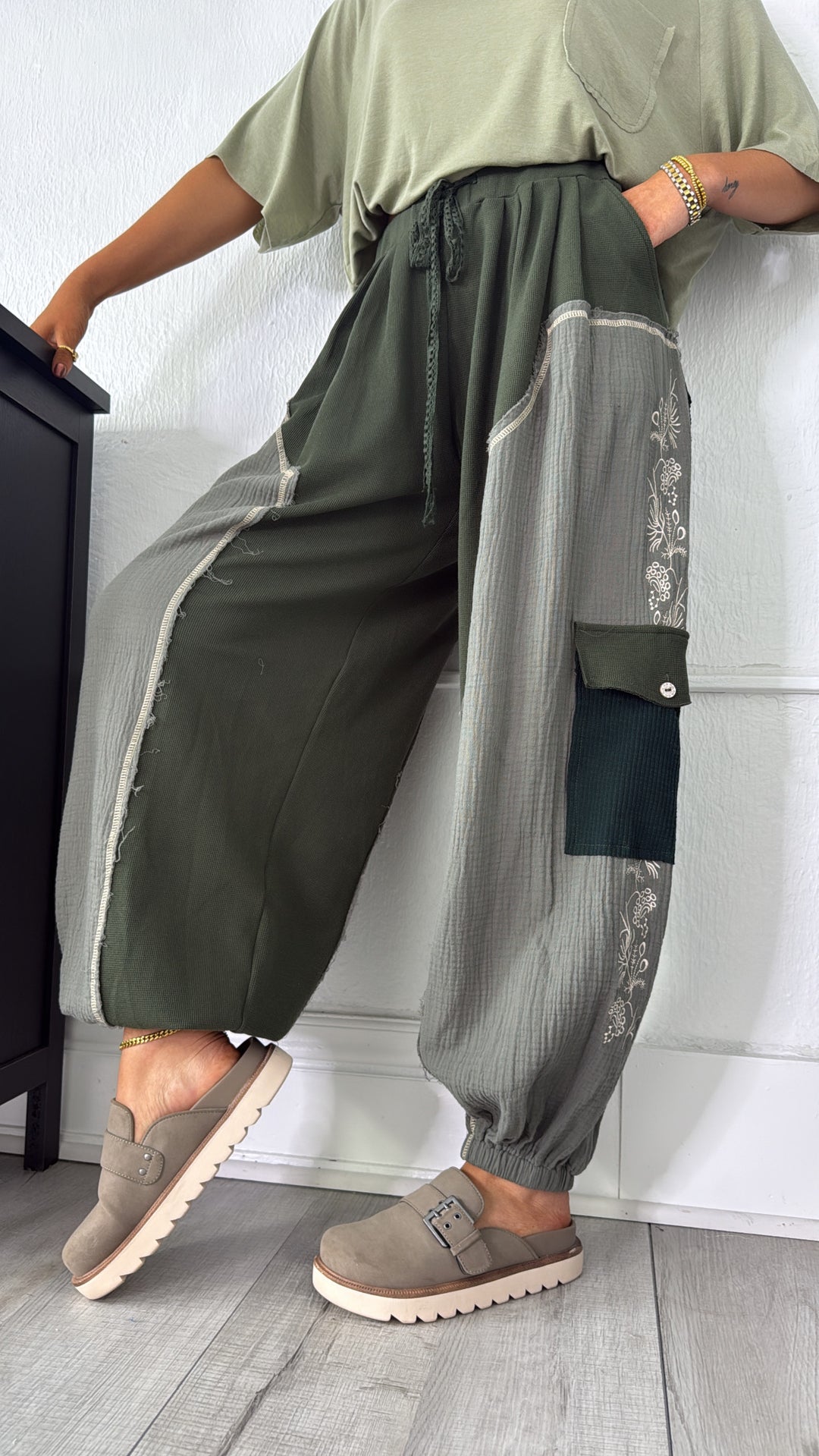 DOORBUSTER: Forever Dreaming Relaxed Pant, Moss Green