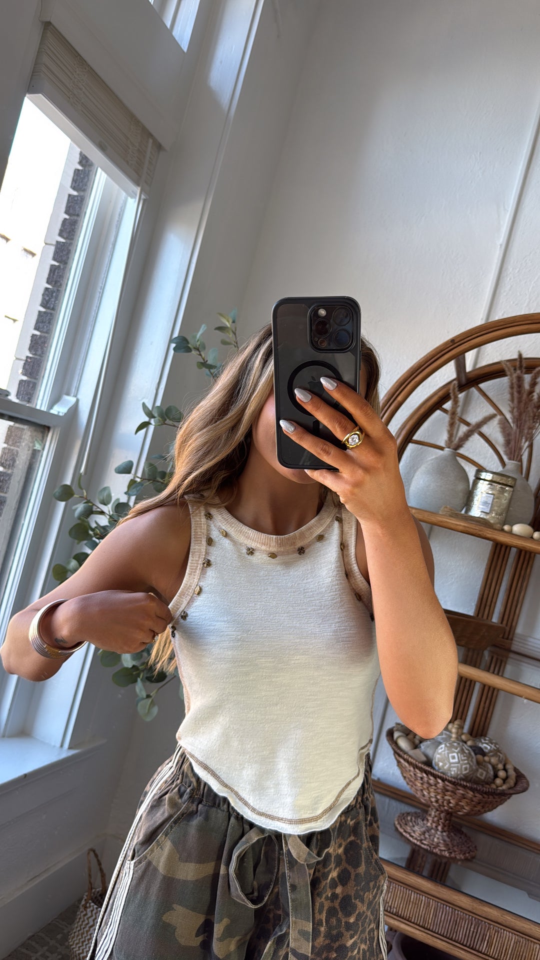 Simple Wear Basic Studded Detail Tank, Cream