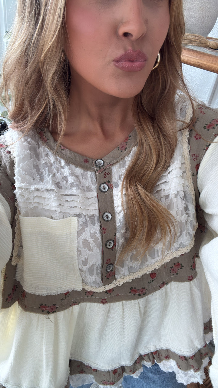 DOORBUSTER: POL Simple & Sweet Blouse, Cream