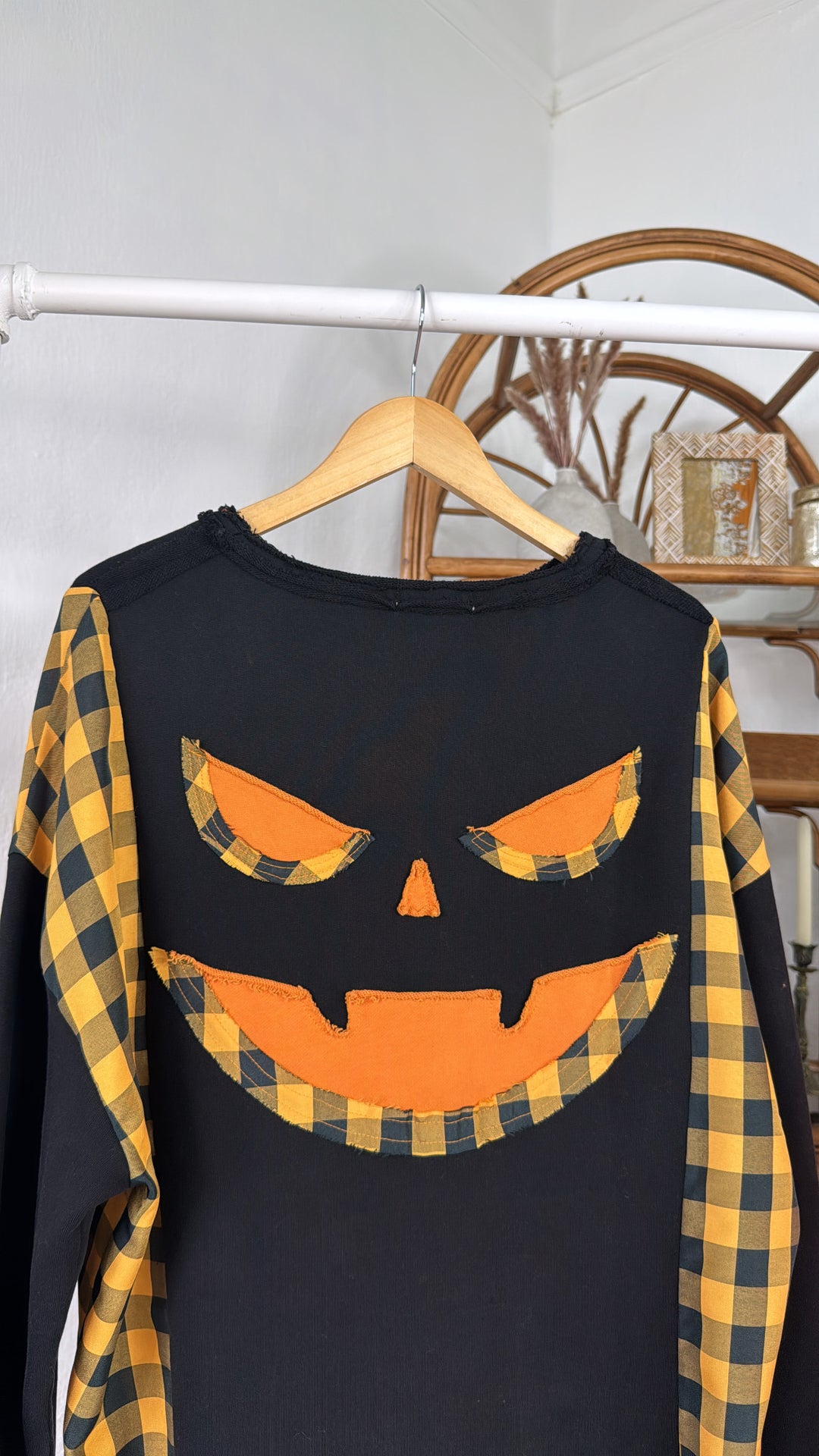 Jack O' Lantern Sweater Top, Black