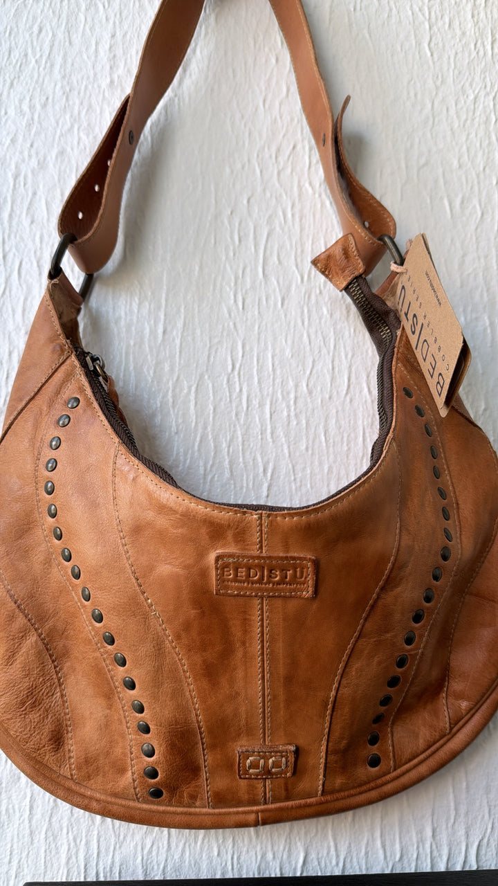 Bedstu Megara, Tan DD