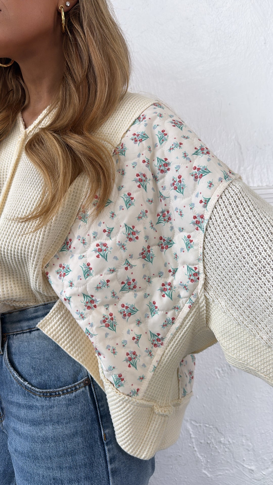 DOORBUSTER: POL Floral Sleeve Sweater, Cream