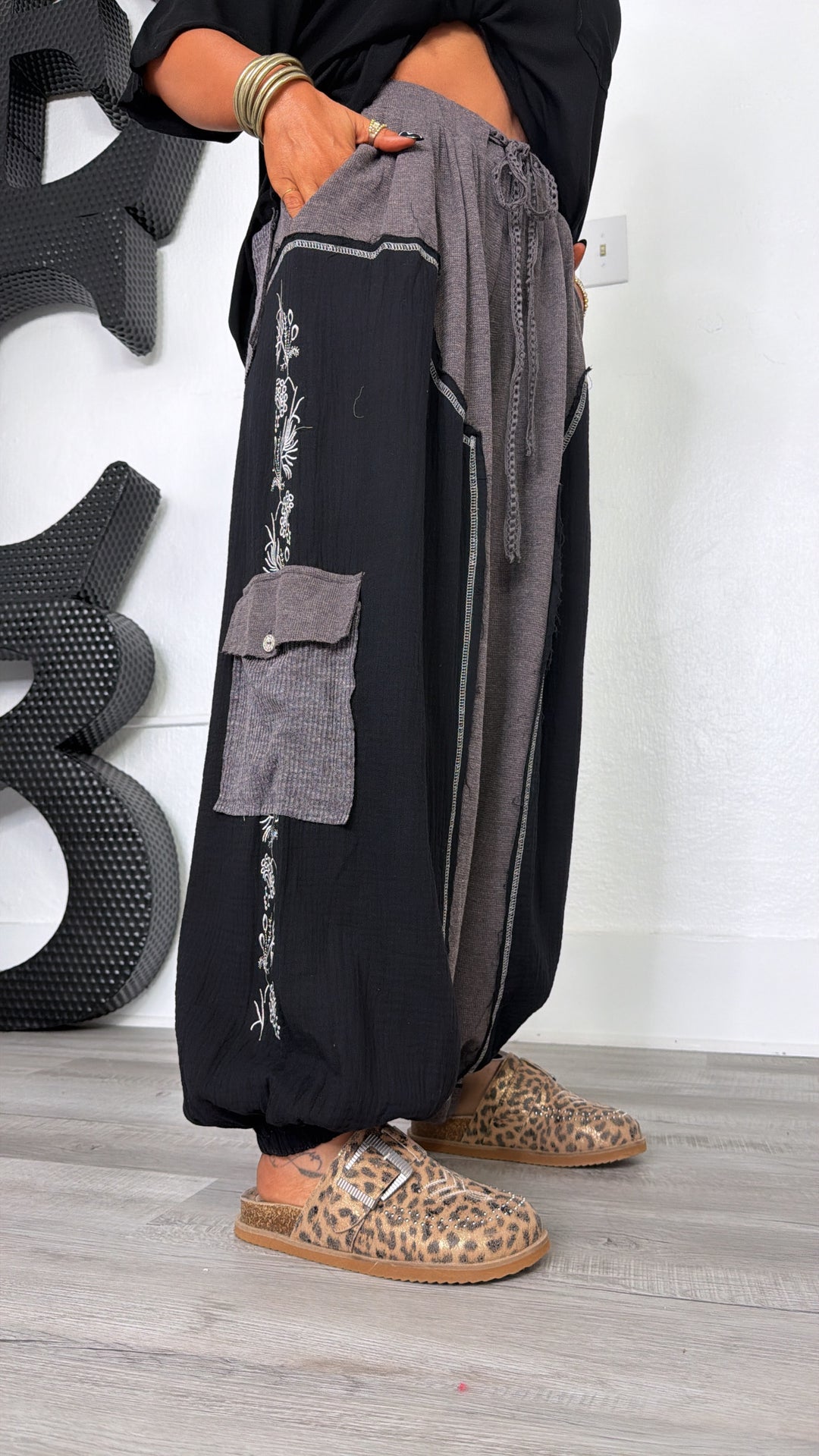 DOORBUSTER: POL Forever Dreaming Relaxed Pant, Charcoal