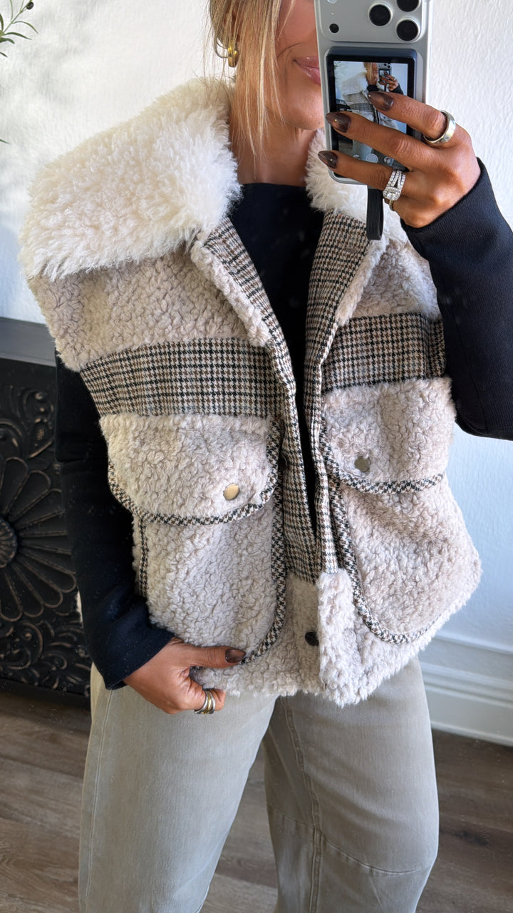 Mileigh Sherpa Vest, Tan