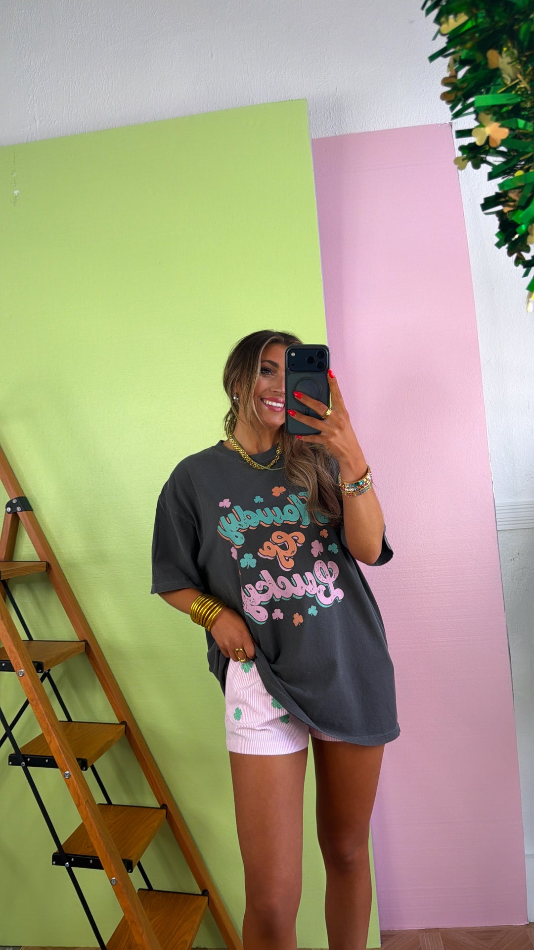 Howdy Go Lucky Graphic Tee, Pepper