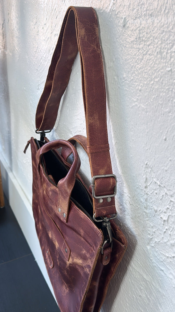 BedStu Depp, Cherry Lacquer Lux