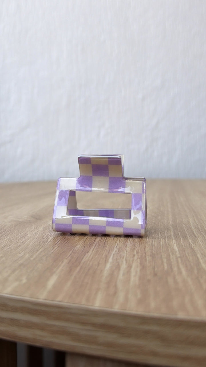 White and Lavender Medium Claw Clip