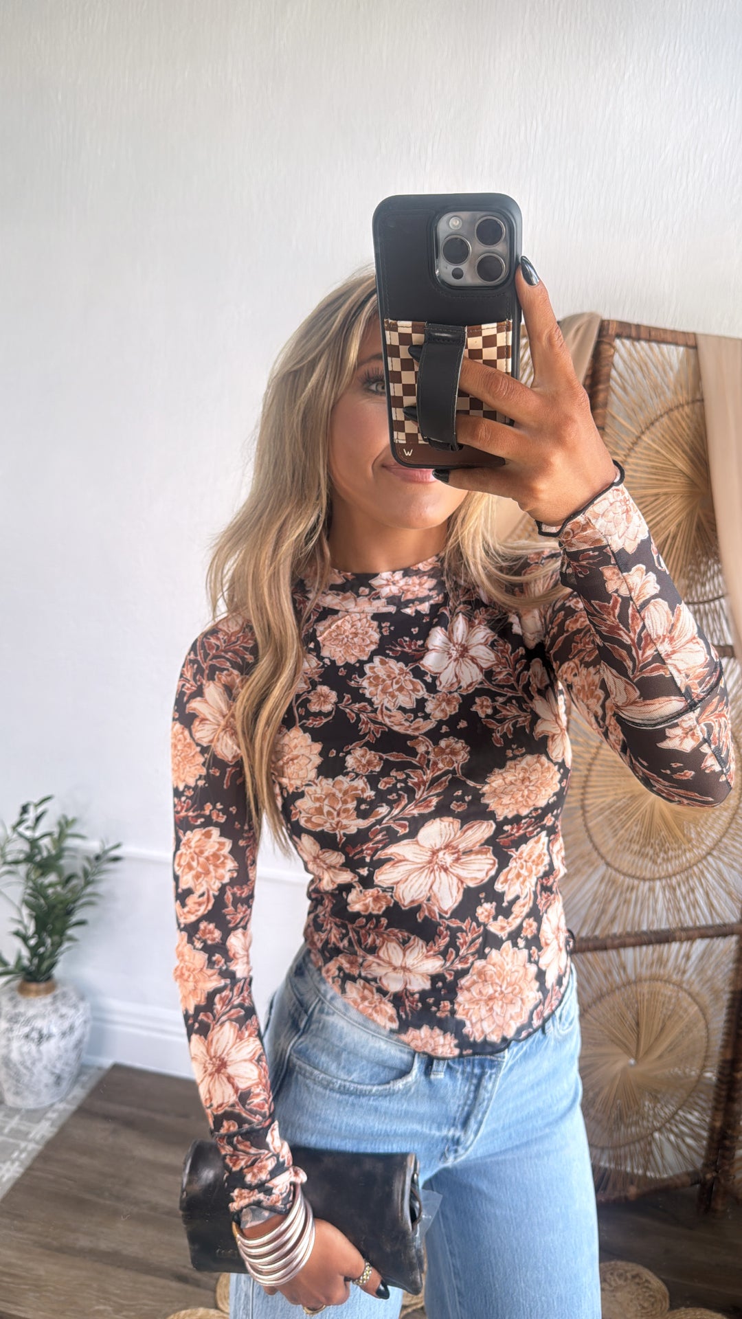 Rusted Daisy Mesh Top, Black