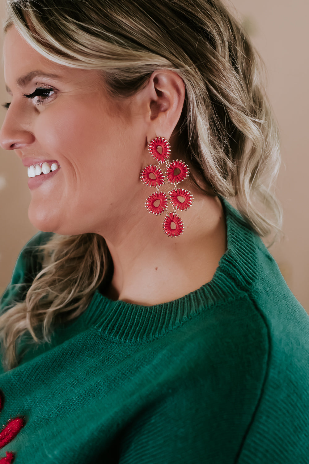 Dangle Differ Something Different Dangle Earring , Red – Everyday Chic Boutique