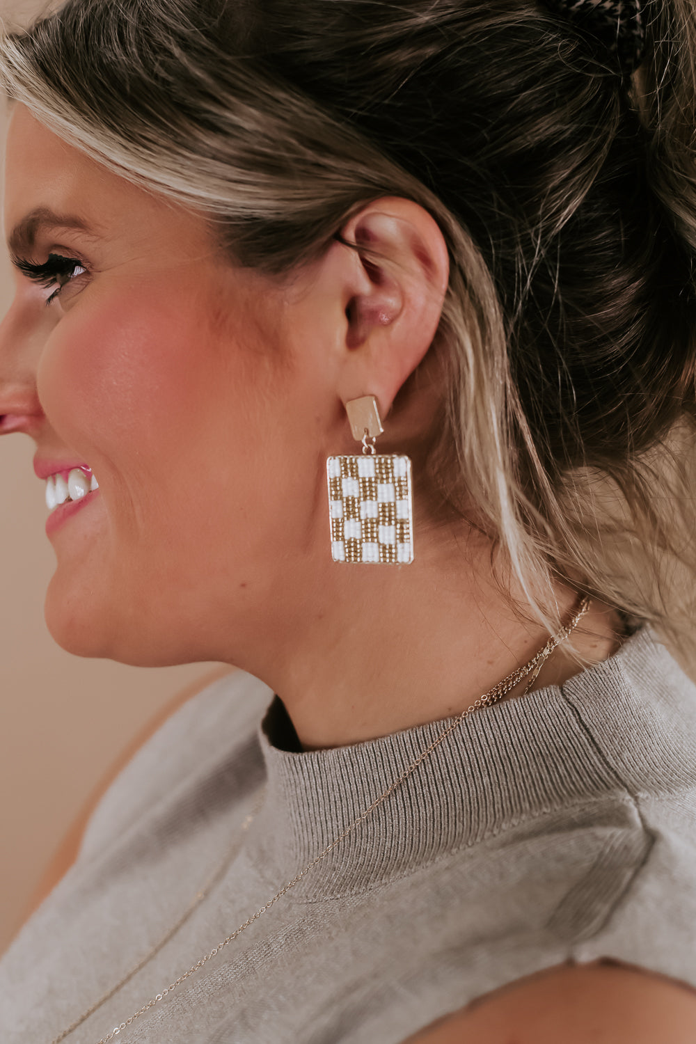 Checkered Seedbead Rectangle Earring, White/Gold