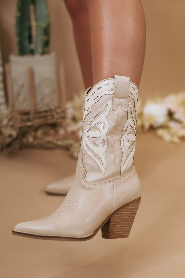Gone Country Mckenna Boot, Taupe