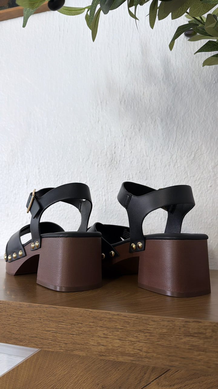 The Classic Stud Heel, Black