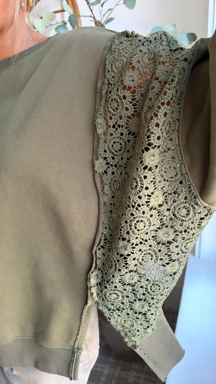 Pine Vale Long Sleeve,  Olive