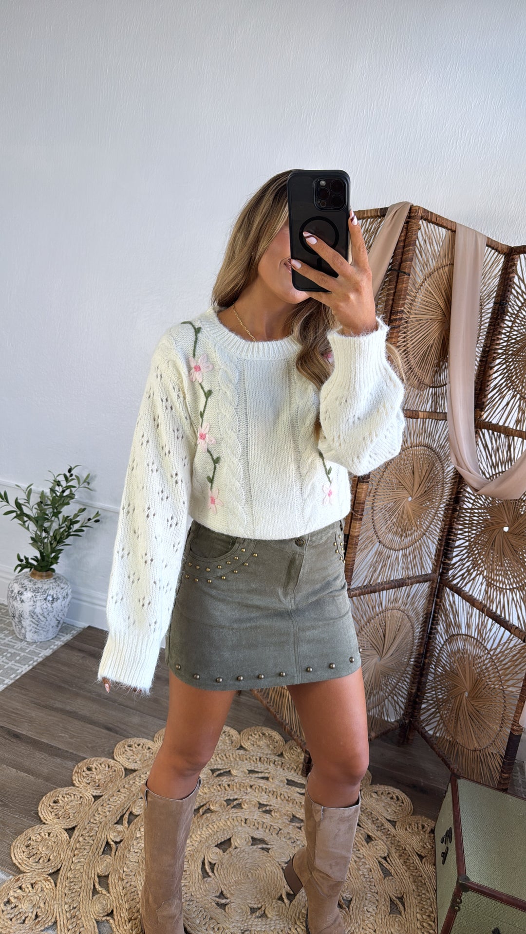 Soft Bloom Sweater, Powder Cream