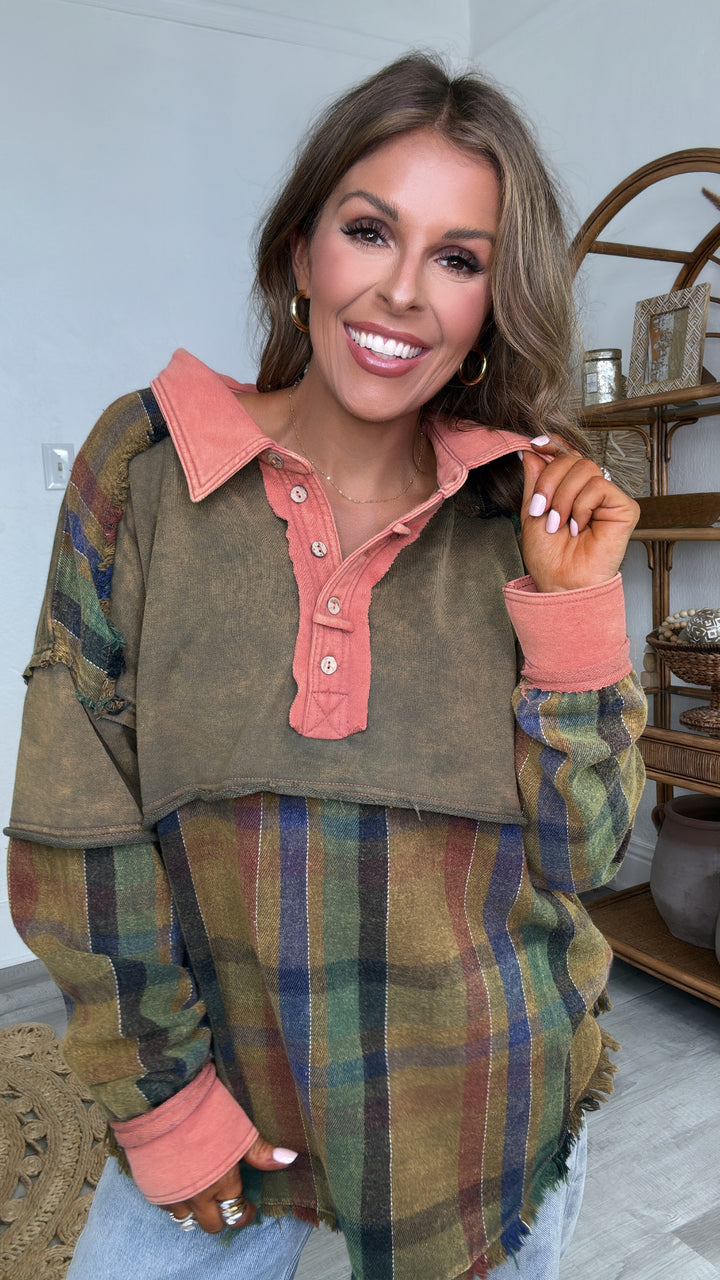 Hollow Pines Oversized Top, Olive Multi