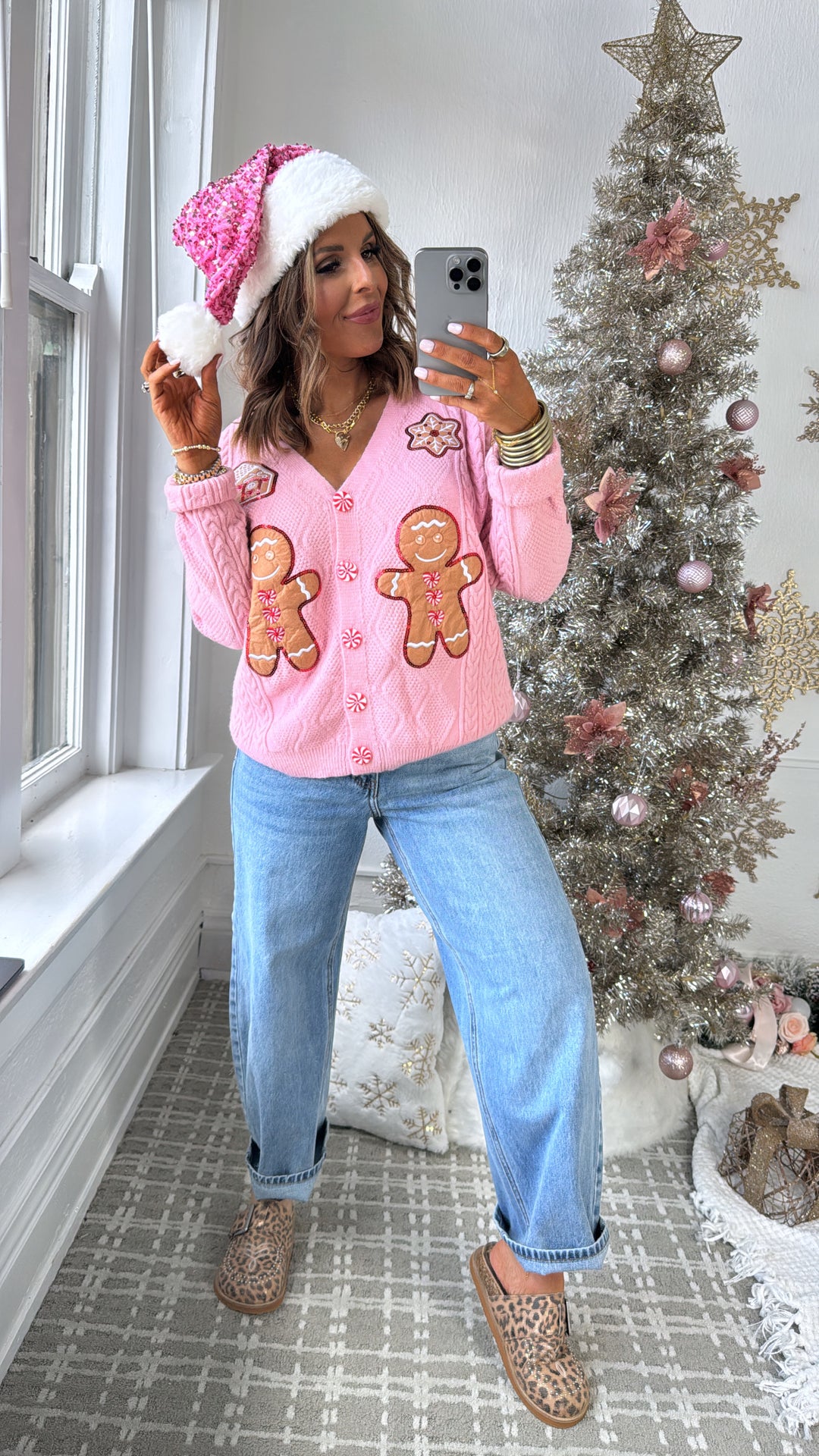 Holiday Gingerbread Man Cardi, Pink