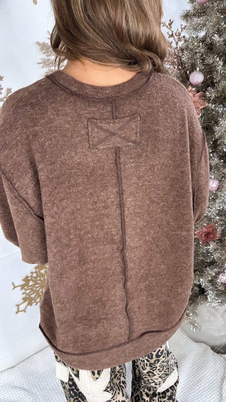 DOORBUSTER: Oversized Sweater, Brown