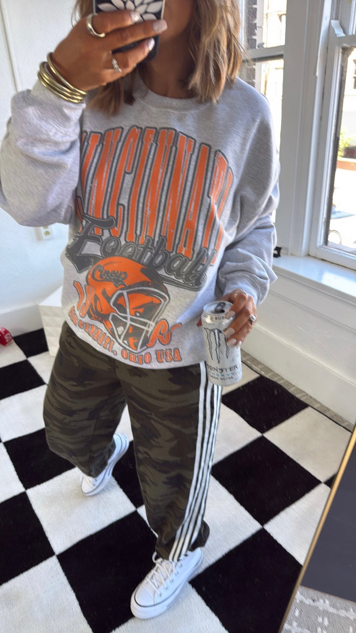 90's Cincinnati Football Oversized Sweatshirt, Grey