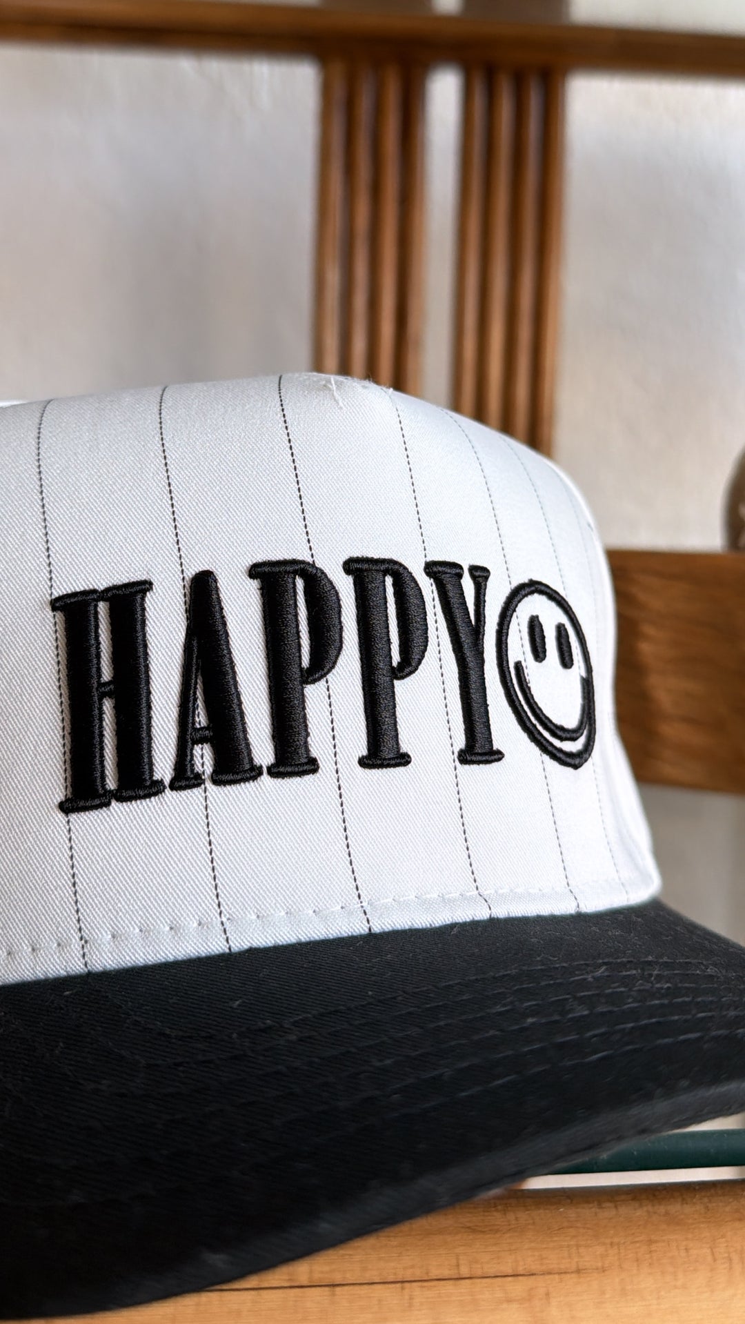 3D Happy Ball Cap, Black/White