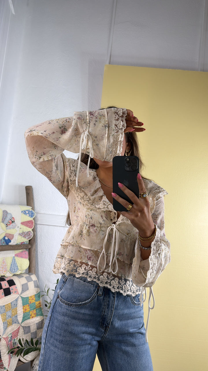 Dainty Pearl Floral Top, Sand