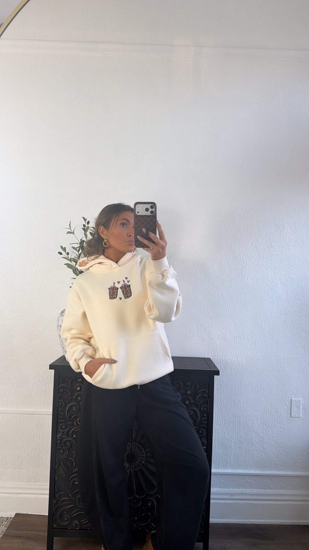 Happy Camp3r: Latte Lover Hoodie, Cream