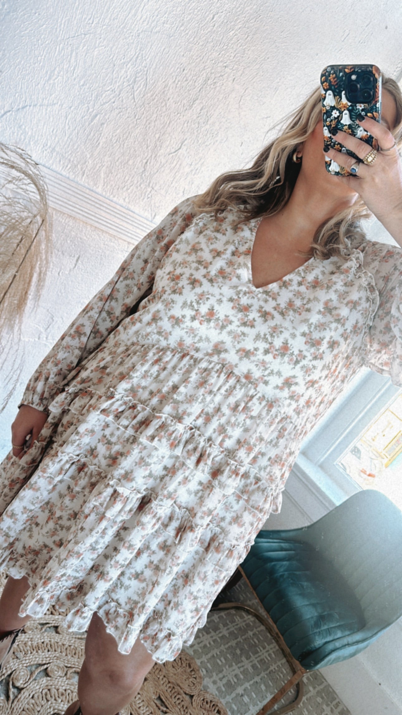 Floral Fling Long Sleeve Mini Dress, Cream – Everyday Chic Boutique