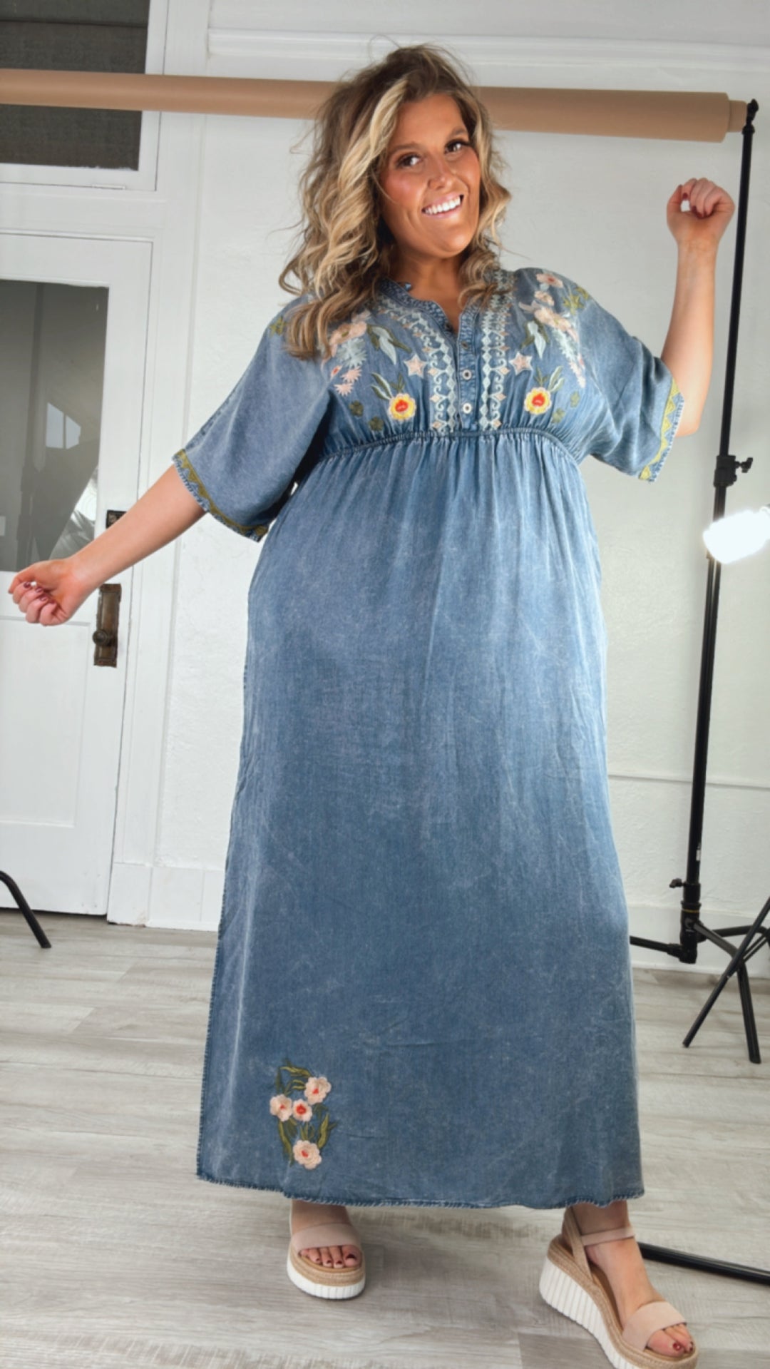 Chambray Stitch & Bloom Embroidered Maxi Dress, Denim – Everyday Chic Boutique