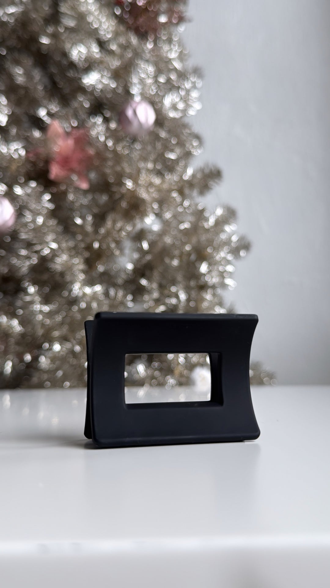 Med. Matte Black Clip