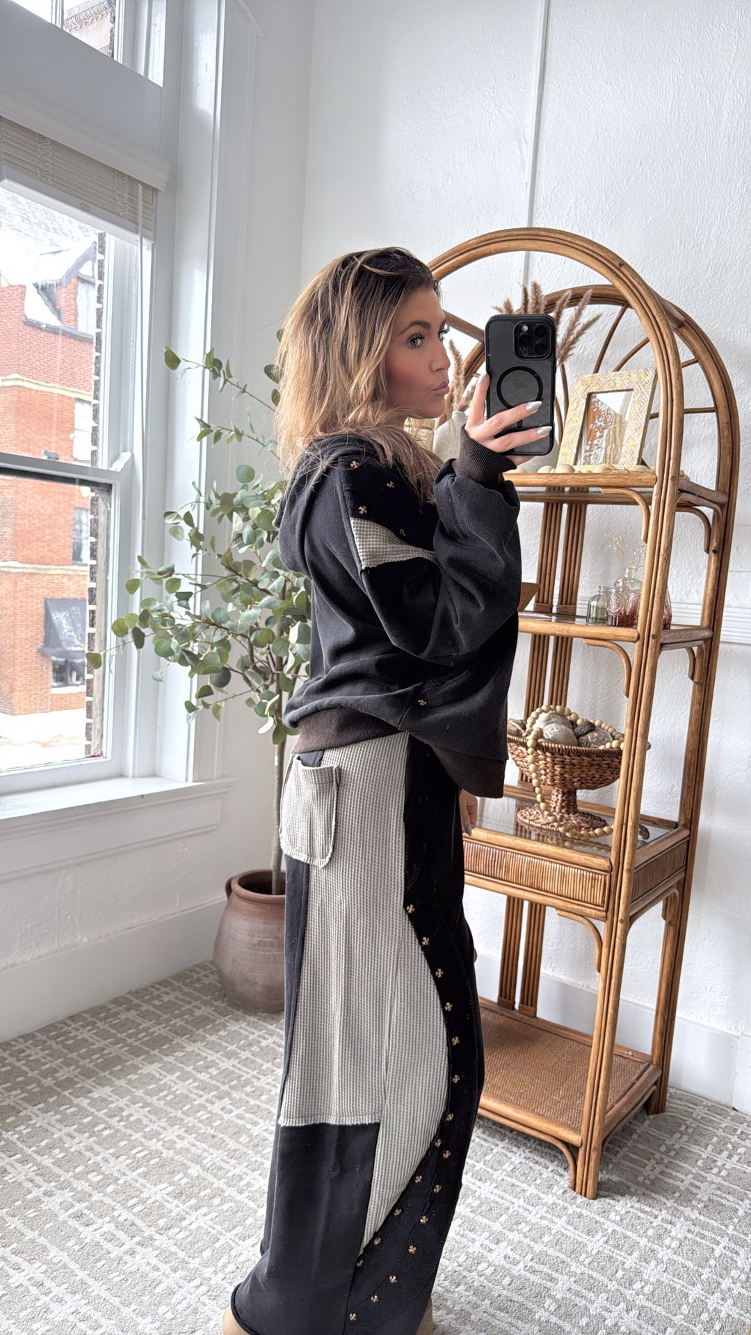 Urban Chic Waffle Knit Zip Up, Black