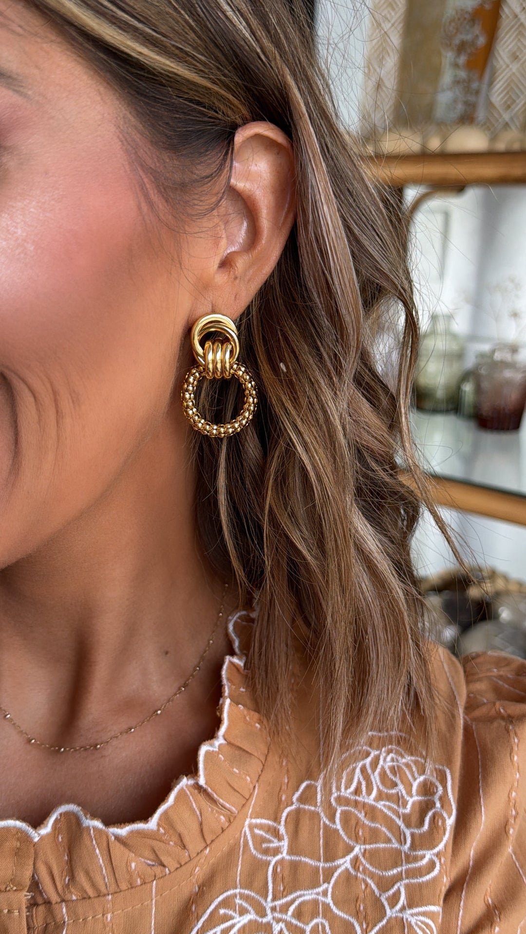 Treasure Jewels: Golden Radiance Hoop Stud