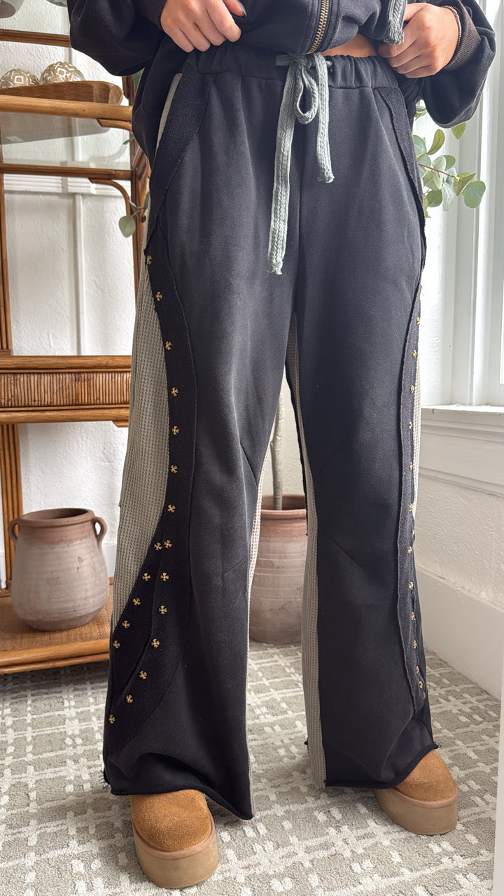 Urban Chic Waffle Knit Pant, Black