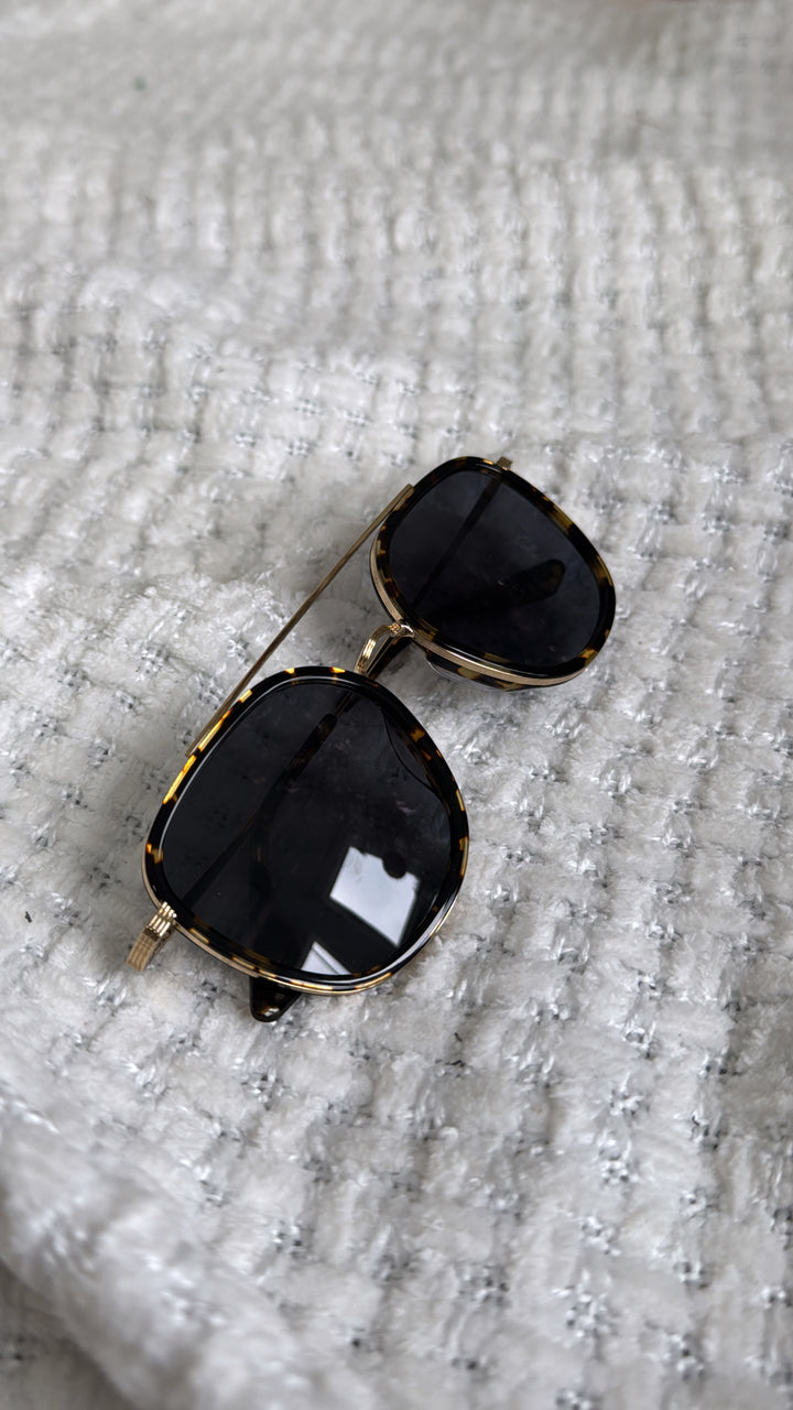 FREYRS Weston Sunglasses WHS - Yellow Tortoise/ Grey