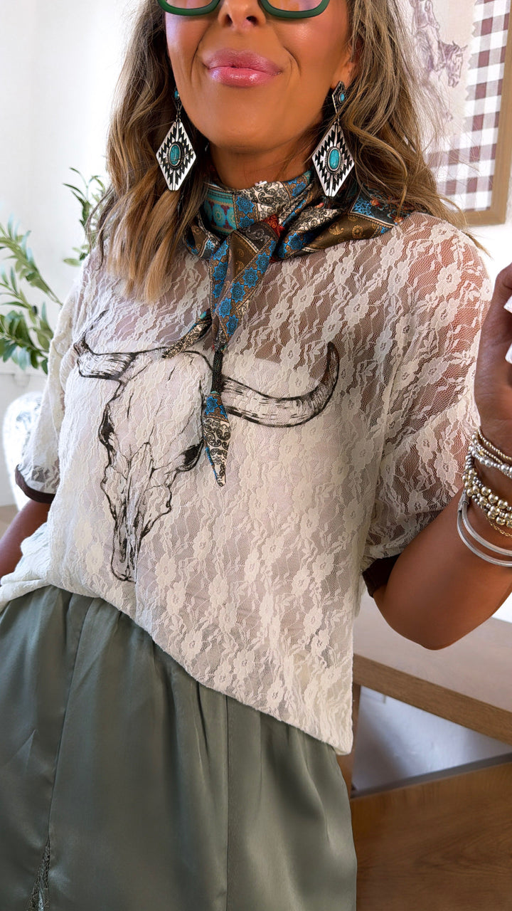 Lace Long Horn Graphic Top, Bone