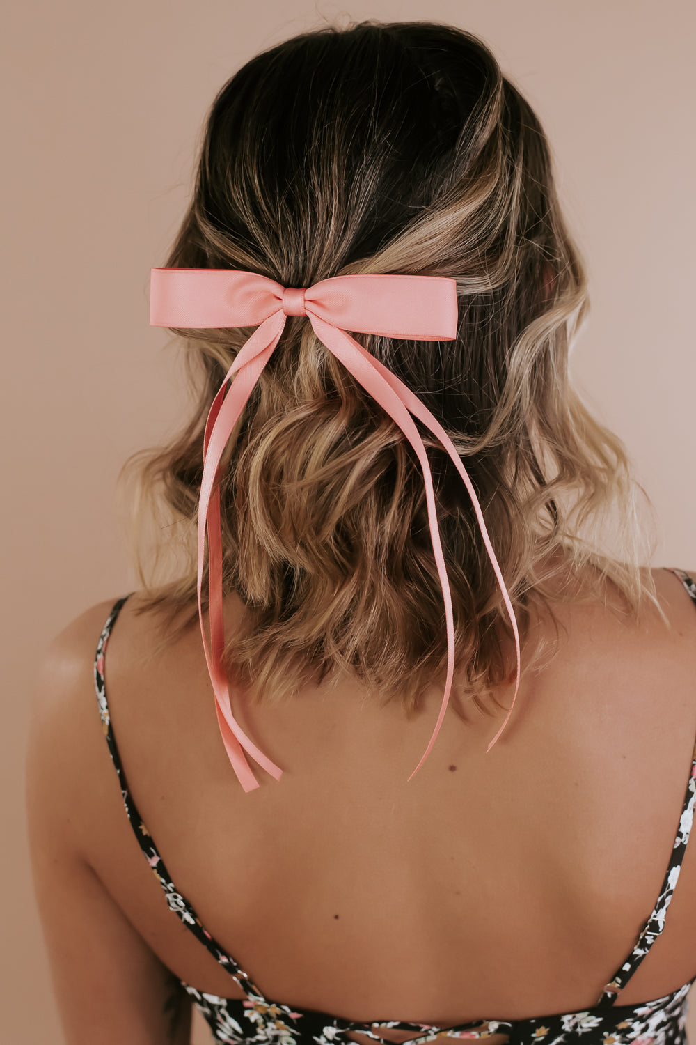 Dainty Bow Clip, Coral