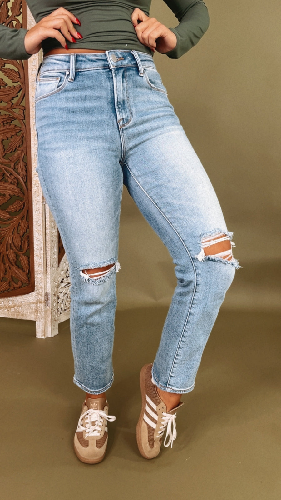 LOVING EVERYDAY DENIM PANTS
