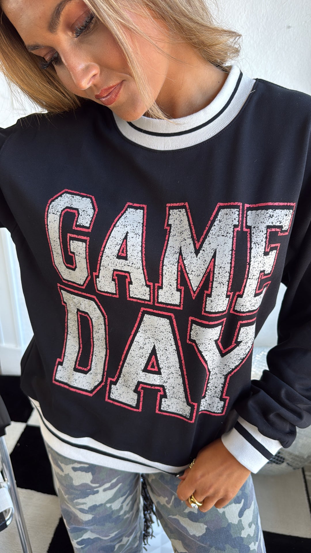 Vintage Gameday Pullover Sweatshirt, Black