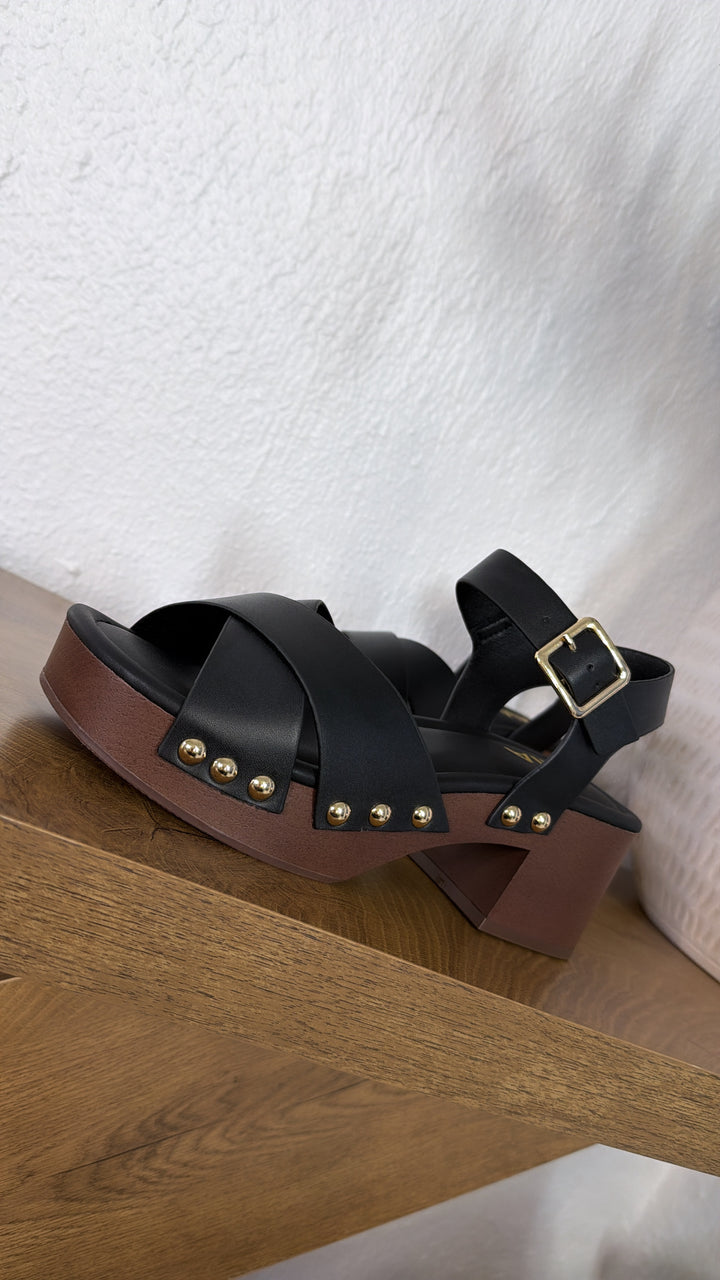 The Classic Stud Heel, Black