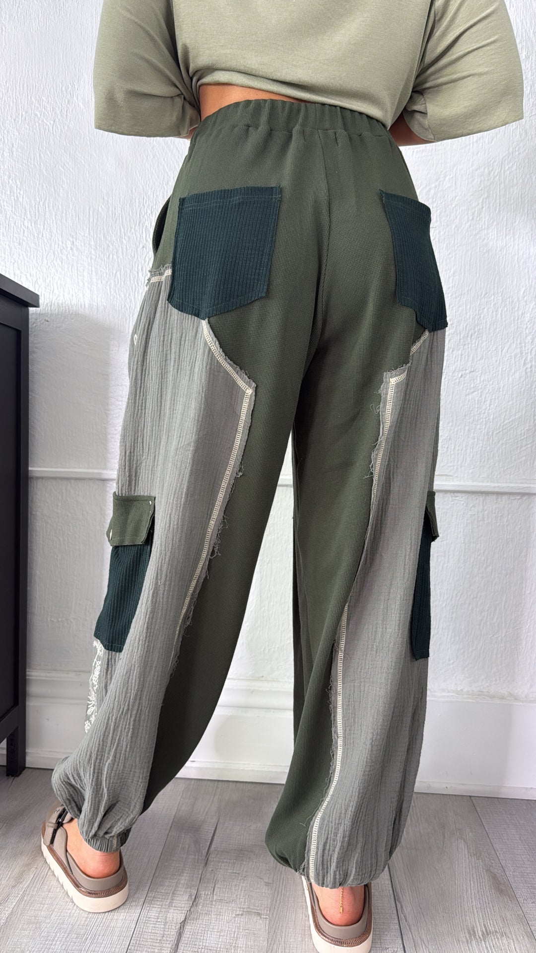 DOORBUSTER: Forever Dreaming Relaxed Pant, Moss Green